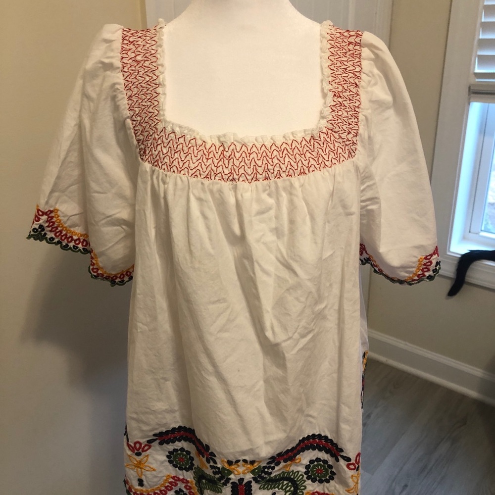 Crown & Ivy Cream Smocked Top